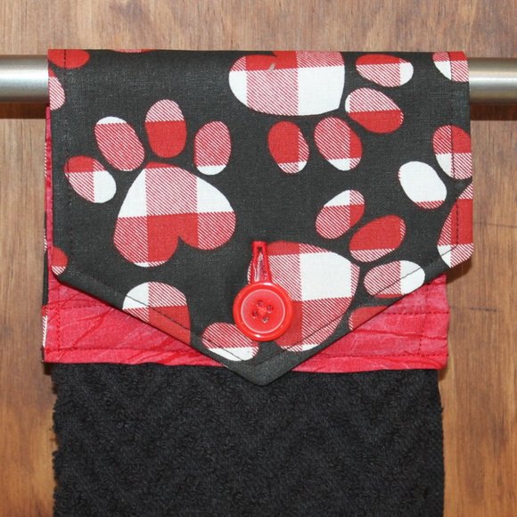 DOG PAW PRINT BLACK & RED BUFFALO CHECK HANDMADE HANGING KITCHEN BLACK HANDTOWEL - Picture 1 of 4